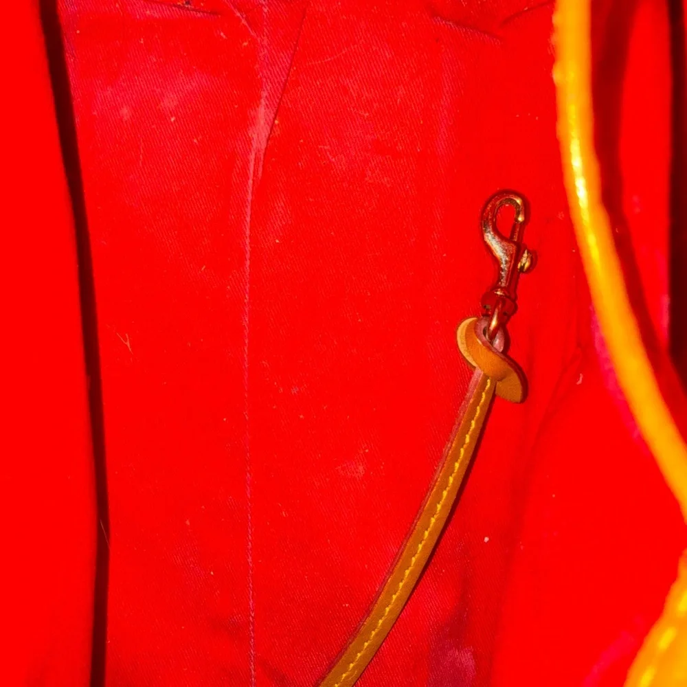 Vintage Dooney & Bourke Black Signature 1975 Handbag - Picture 8 of 12